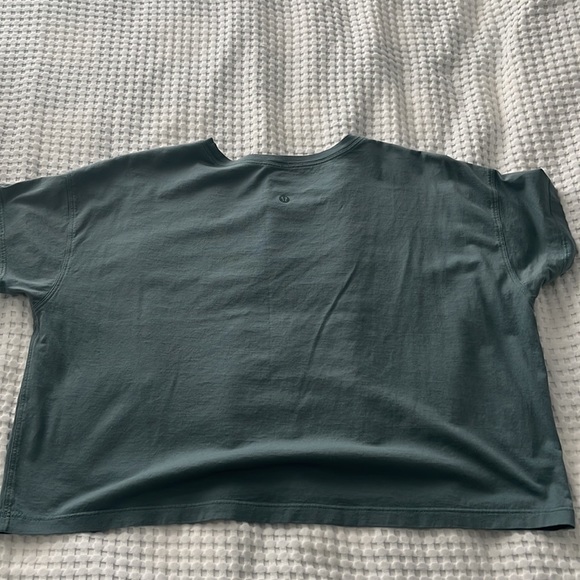 Lululemon blouse - Picture 2 of 3